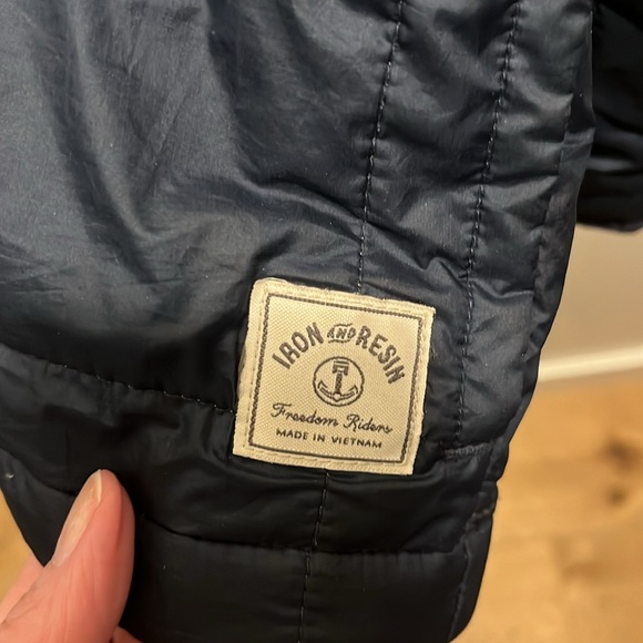 Iron and Resin Freedom Riders Lightweight Hooded Pullover Jacket Men’s Small - Picture 2 of 7